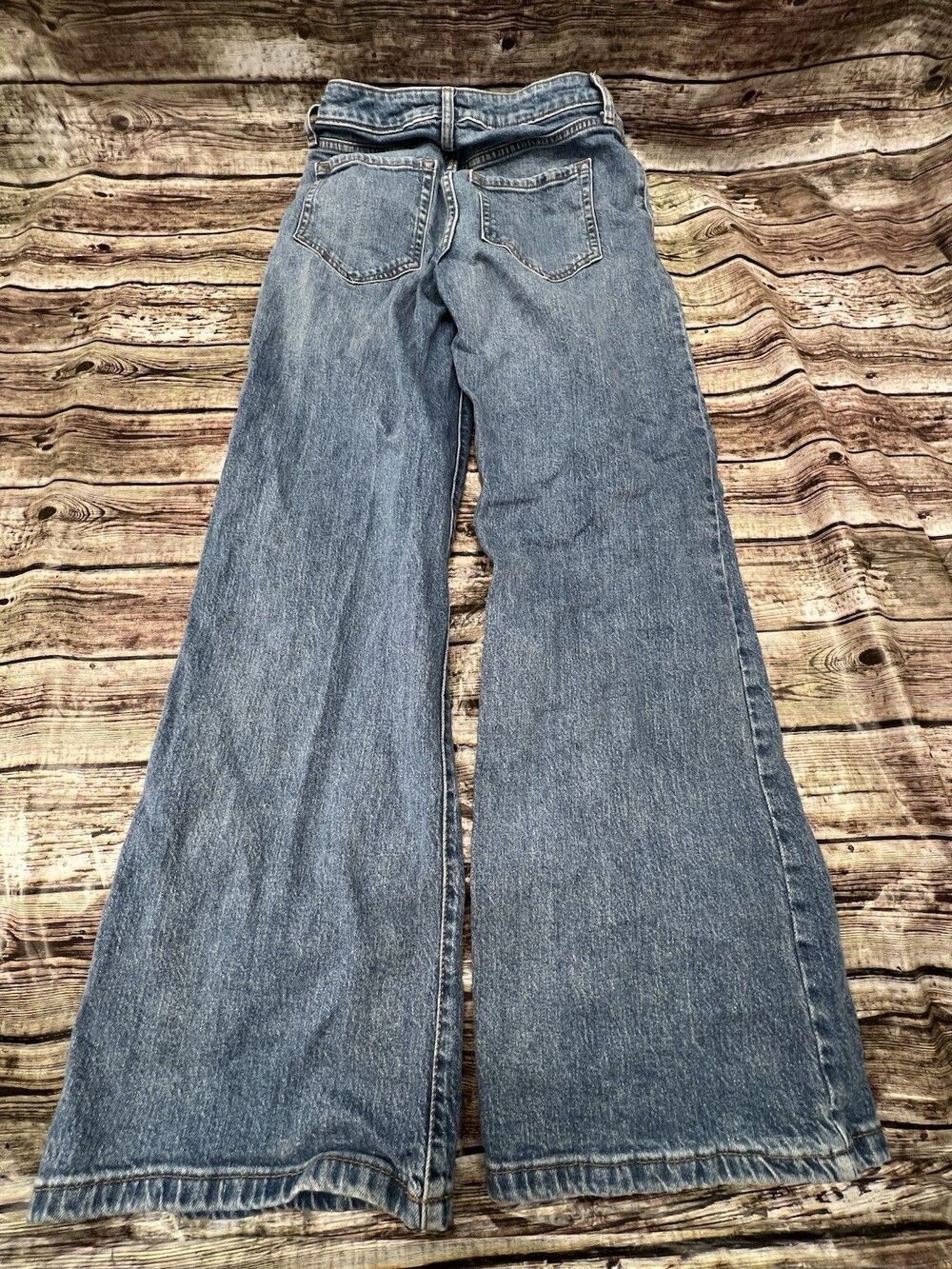 Wild Fable Women's Jeans Size 00 Regular Low-Rise Baggy Medium Wash Jeans - Picture 2 of 6